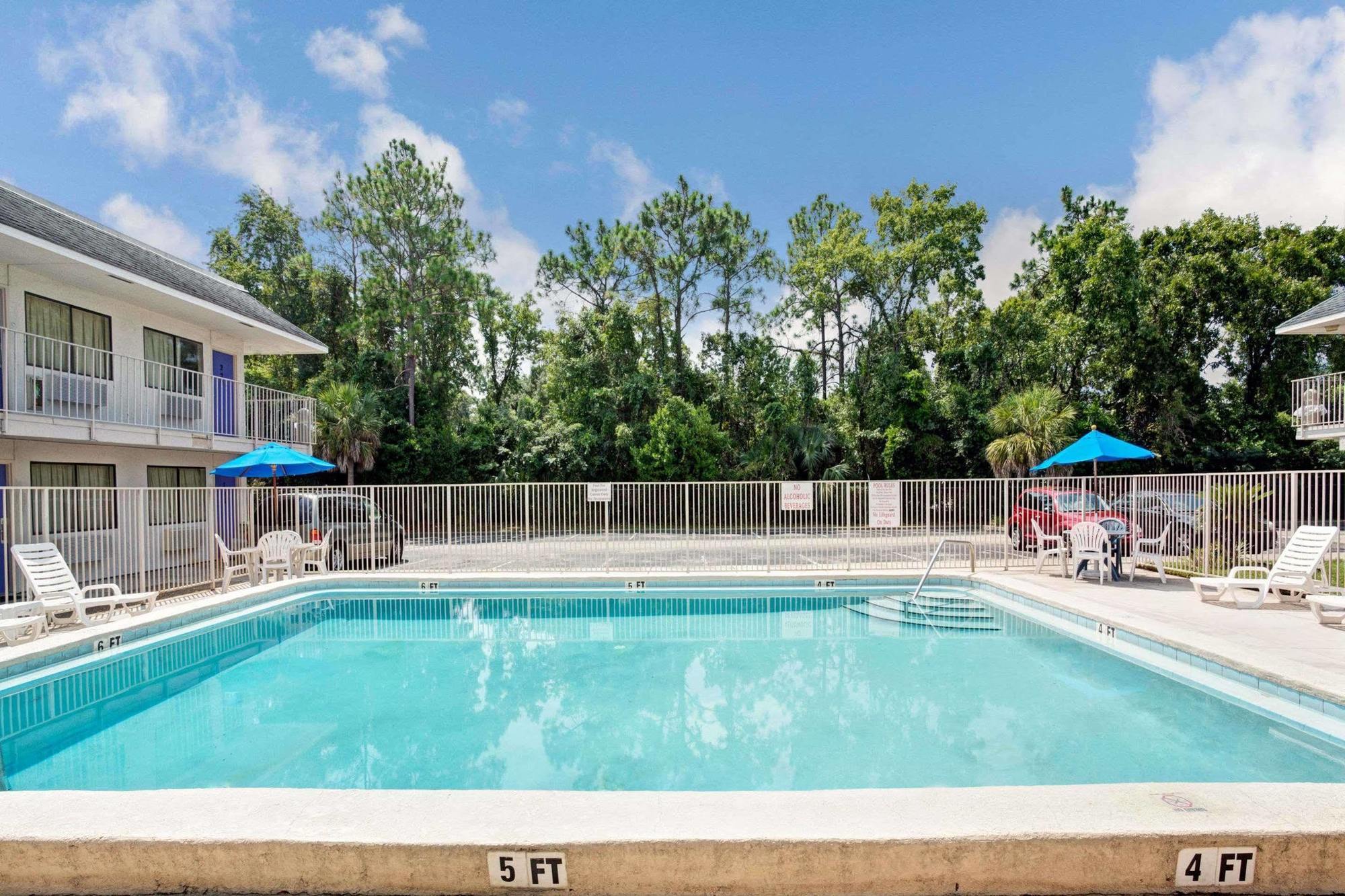 Knights Inn Jacksonville Airport エクステリア 写真